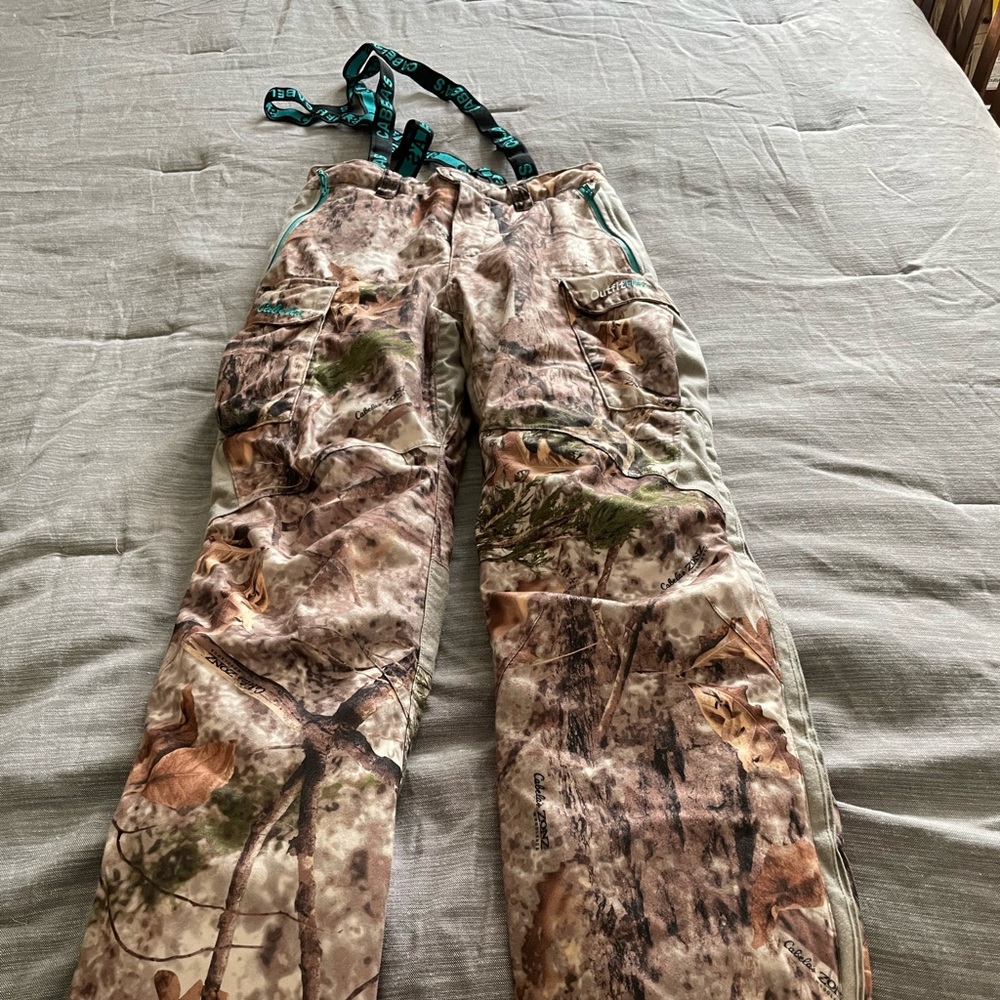Cabela’s insulated camo pants